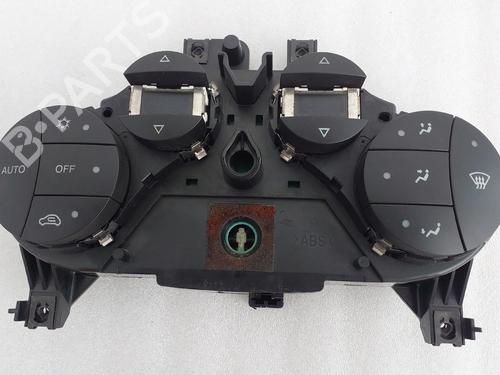 Used Climate control Climate control FIAT 500 (312_) 1.3 D Multijet (312AXB1A) (75 hp) 35933890 35933890