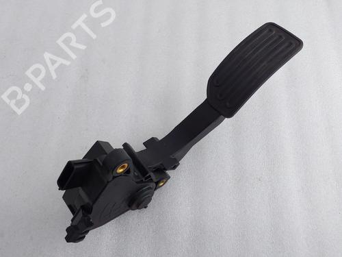 pedal-nissan-leaf-ze0-2010-2011-2012-2013-2014-2015-2016-2017-35980999 main image