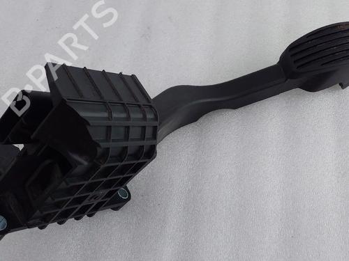 Used Pedal Pedal FIAT 500 (312_) 1.3 D Multijet (312AXB1A) (75 hp) 35981001 35981001