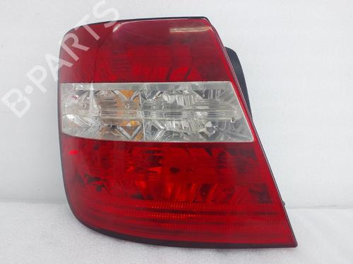 Używane Lampa tylna lewa Lampa tylna lewa FIAT STILO (192_) 1.6 16V (192_XB1A) (103 hp) 35984774 35984774