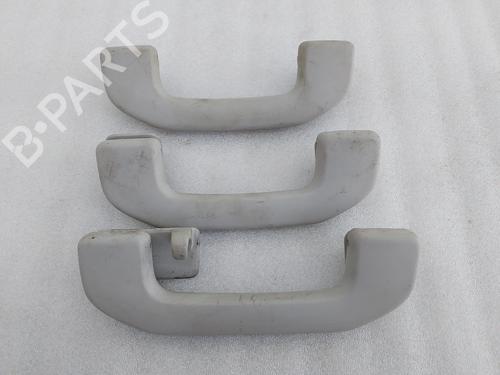 Used Interior roof handle Interior roof handle MERCEDES-BENZ A-CLASS (W176) A 180 CDI (176.000) (109 hp) 36038675 36038675