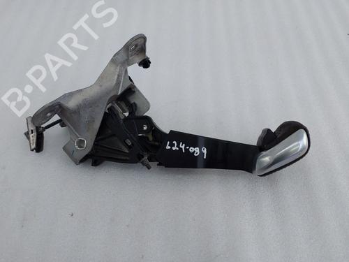 handbremse-peugeot-2008-i-cu_-2013-36138513 main image