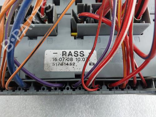 Fuse box FIAT 500 (312_) 1.3 D Multijet (312AXB1A) | BP36158310E1 - Image 3