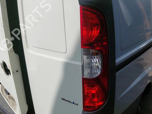 Farolim direito Farolim direito FIAT DOBLO Box Body/MPV (223_) 1.3 D Multijet (75 hp) 36158315 36158315