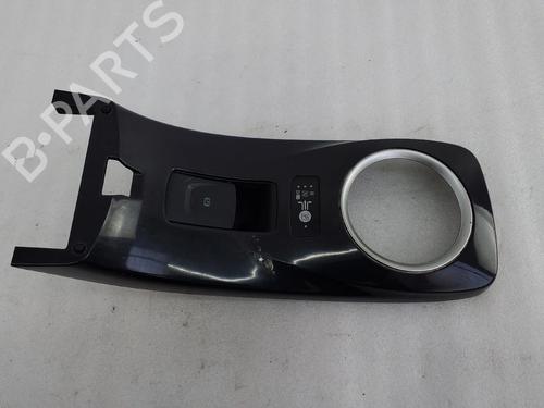 switch-nissan-leaf-ze0-2010-2011-2012-2013-2014-2015-2016-2017-25487161 main image