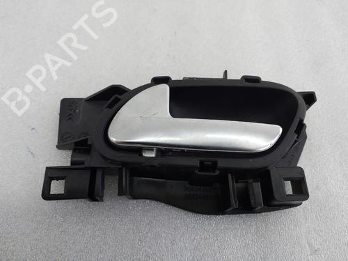 Venstre fortil invendig håndtag Venstre fortil invendig håndtag RENAULT MEGANE II (BM0/1_, CM0/1_) 1.5 dCi (BM1E, CM1E) (106 hp) 36232786 36232786