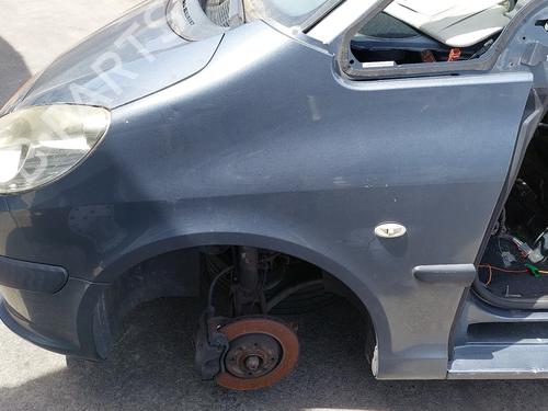 left-front-fenders-peugeot-1007-km_-2005-36274683 main image