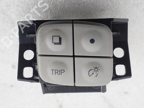 switch-nissan-leaf-ze0-2010-2011-2012-2013-2014-2015-2016-2017-36296169 main image