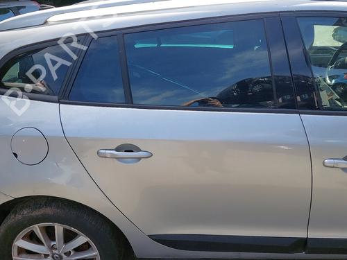 Puerta trasera derecha Puerta trasera derecha RENAULT MEGANE III Grandtour (KZ0/1) [2008-2016] 36356517 36356517