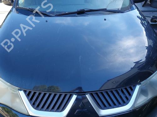 hood-mitsubishi-outlander-ii-cw_w-2005-2006-2007-2008-2009-2010-2011-2012-36459024 main image