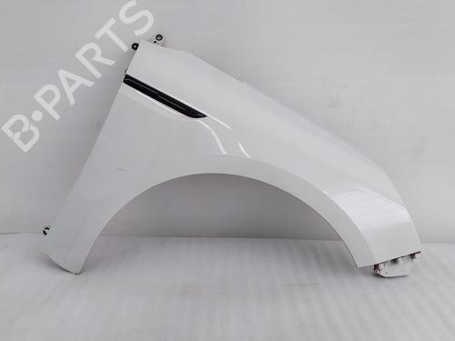 right-front-fenders-renault-megane-iv-hatchback-b9amn_-2015-36540485 main image