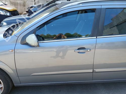 Used Left front door Left front door OPEL ASTRA H Estate (A04) 1.7 CDTI (L35) (101 hp) 36644105 36644105