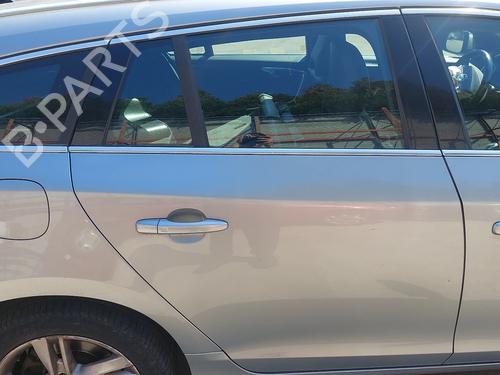 Used Right rear door Right rear door VOLVO V60 I (155) D6 Hybrid AWD (280 hp) 36646584 36646584