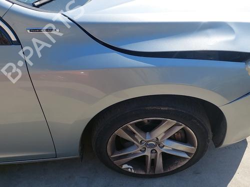 Used Right front fenders Right front fenders VOLVO V60 I (155) D6 Hybrid AWD (280 hp) 36646587 36646587
