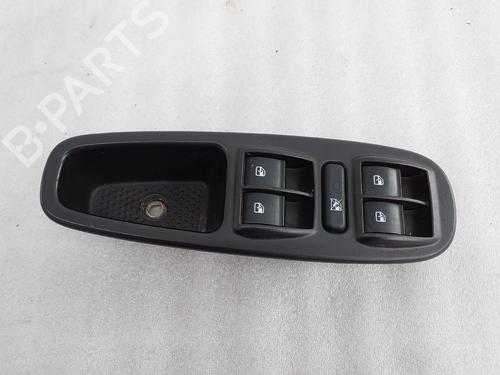 Used Left front window switch Left front window switch 36778834 36778834