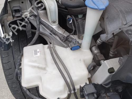 Used Windscreen washer tank Windscreen washer tank 36787618 36787618