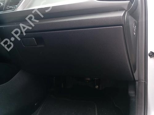 Used Glove box Glove box 36787617 36787617