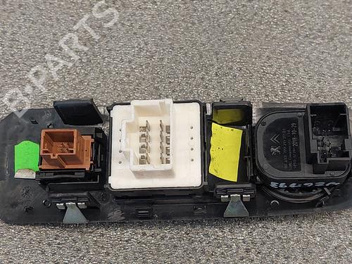 Left front window switch CITROËN BERLINGO Box Body/MPV (K9) 1.6 BlueHDi 75 | BP36810267I27  - Image 9