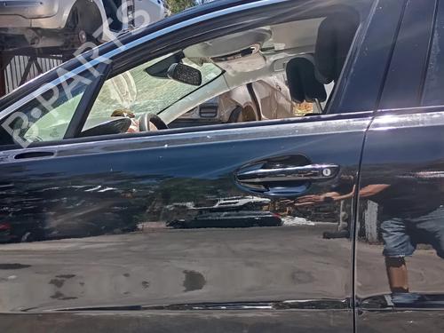 Used Left front door Left front door 37004637 37004637
