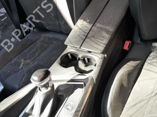 Armlene Armlene PEUGEOT 3008 II SUV (MC_, MR_, MJ_, M4_) 1.2 THP/ PureTech 130 (MRHNSM, MRHNSU, MRHNSJ, MRHNYW,... (131 hp) 37031870 37031870