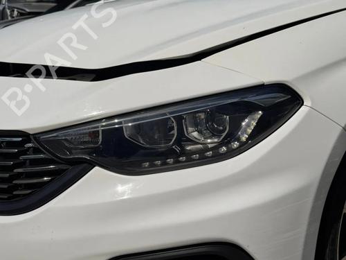 Faro anteriore sinistro Faro anteriore sinistro FIAT TIPO Estate (356_, 357_) 1.3 D (356WXH1A) (95 hp) 37401438 37401438