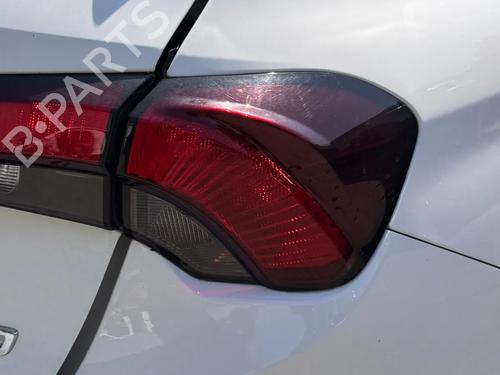 right-taillight-fiat-tipo-estate-356_-357_-2016-37401427 main image
