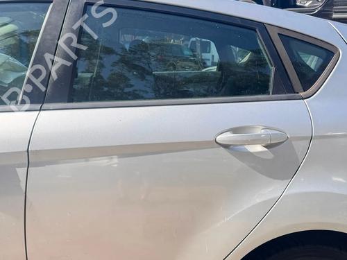 Dør venstre bagtil Dør venstre bagtil FORD FIESTA VI (CB1, CCN) 1.25 (82 hp) 37423195 37423195