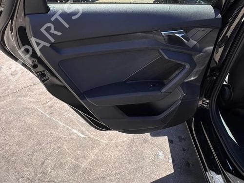 Guarnecido trasero izquierdo Guarnecido trasero izquierdo AUDI A3 Sportback (8YA, 8YF) 30 TFSI (110 hp) 37423240 37423240