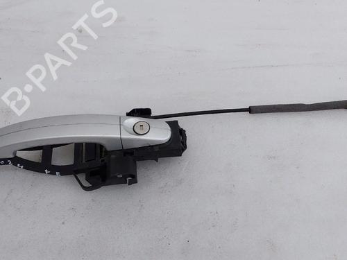 Used Front left exterior door handle Front left exterior door handle 37476352 37476352