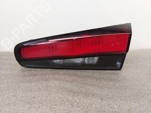 Used Right tailgate light Right tailgate light 33326582 33326582