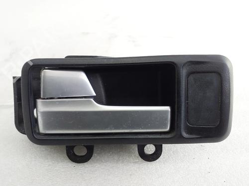 Used Front left interior door handle Front left interior door handle 37606984 37606984