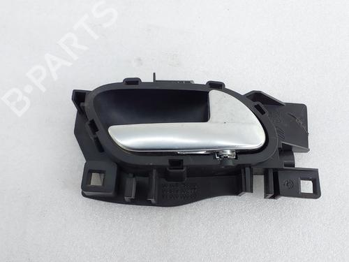 Used Rear right interior door handle Rear right interior door handle 37673261 37673261