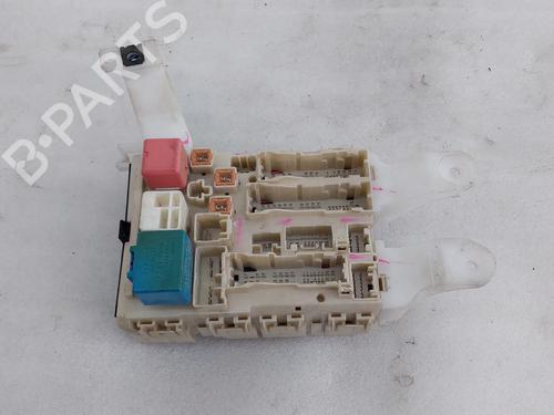 Used Fuse box Fuse box 37798797 37798797