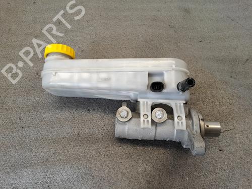 Used Brake master cylinder Brake master cylinder 38014114 38014114