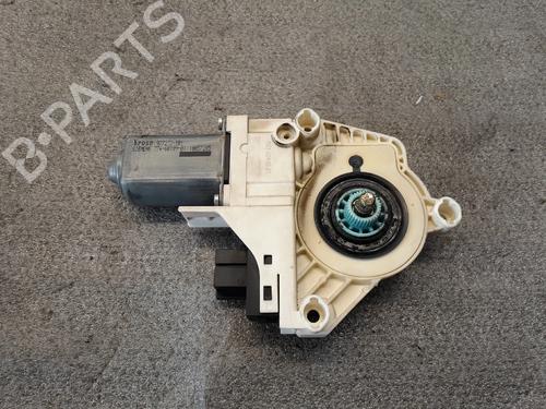 Used Right front window motor Right front window motor 38014153 38014153
