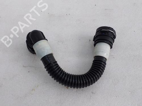 Pipe TESLA MODEL Y (5YJY) Long Range All-wheel Drive | BP38052149M125 - Image 4