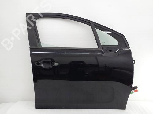 Used Right front door Right front door 38200600 38200600