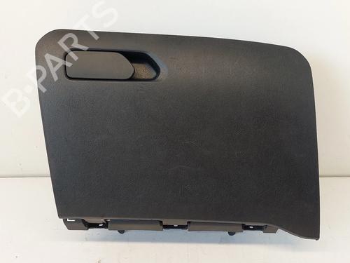 Used Glove box Glove box 38339568 38339568