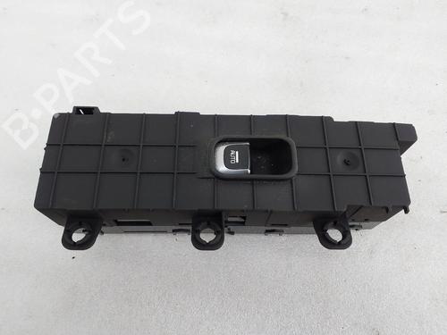 right-front-window-switch-kia-niro-i-de-2016-2017-2018-2019-2020-2021-2022-37004654 main image