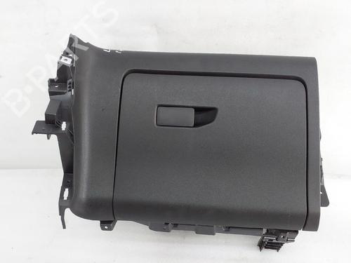 Used Glove box Glove box 38339775 38339775