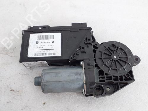 Moteur de lève-vitre avant gauche Moteur de lève-vitre avant gauche 38339827 38339827