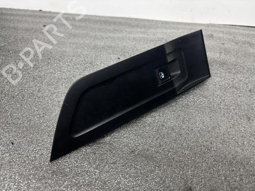 Used Right front window switch Right front window switch 38632599 38632599