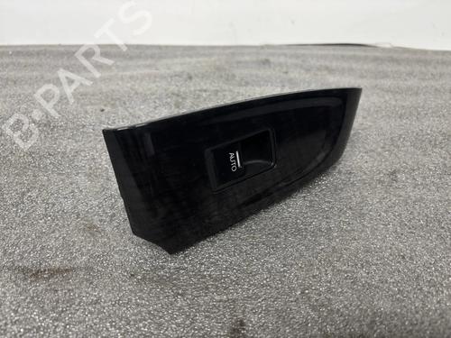 Used Left rear window switch Left rear window switch 38632600 38632600