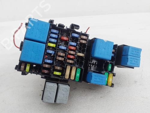 Used Fuse box Fuse box 38927977 38927977
