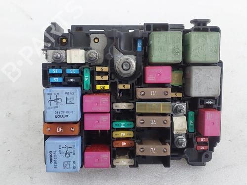 Used Fuse box Fuse box 38931248 38931248