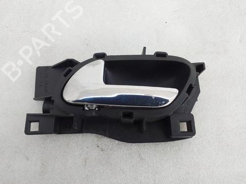 Used Rear left interior door handle Rear left interior door handle 39107661 39107661