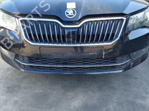 Used Front bumper Front bumper 39411585 39411585