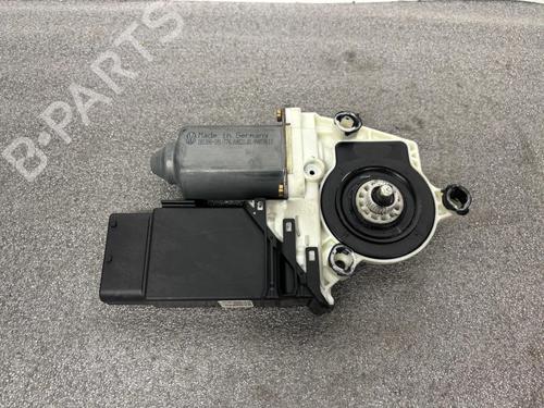 Used Right front window motor Right front window motor 39414661 39414661