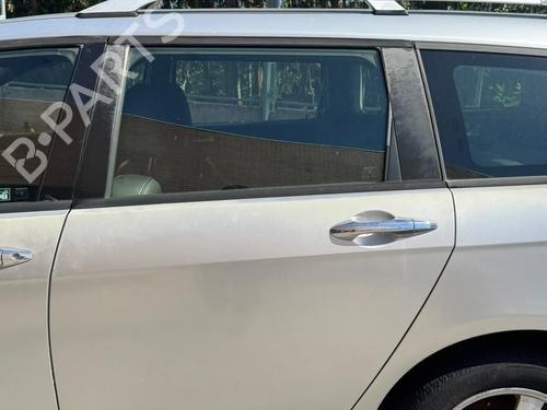 Used Left rear door Left rear door 39475710 39475710