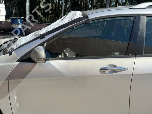 Used Left front door Left front door 39475709 39475709